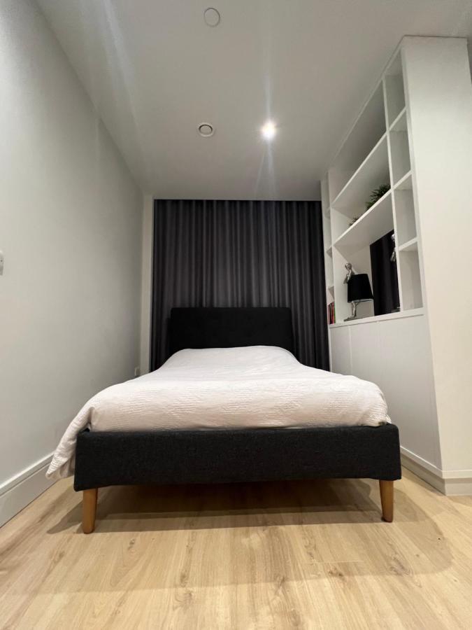 London Luxxe Suites & Apartments - London Heathrow Airport, Terminal 1 2 3 4 5 希思罗 外观 照片