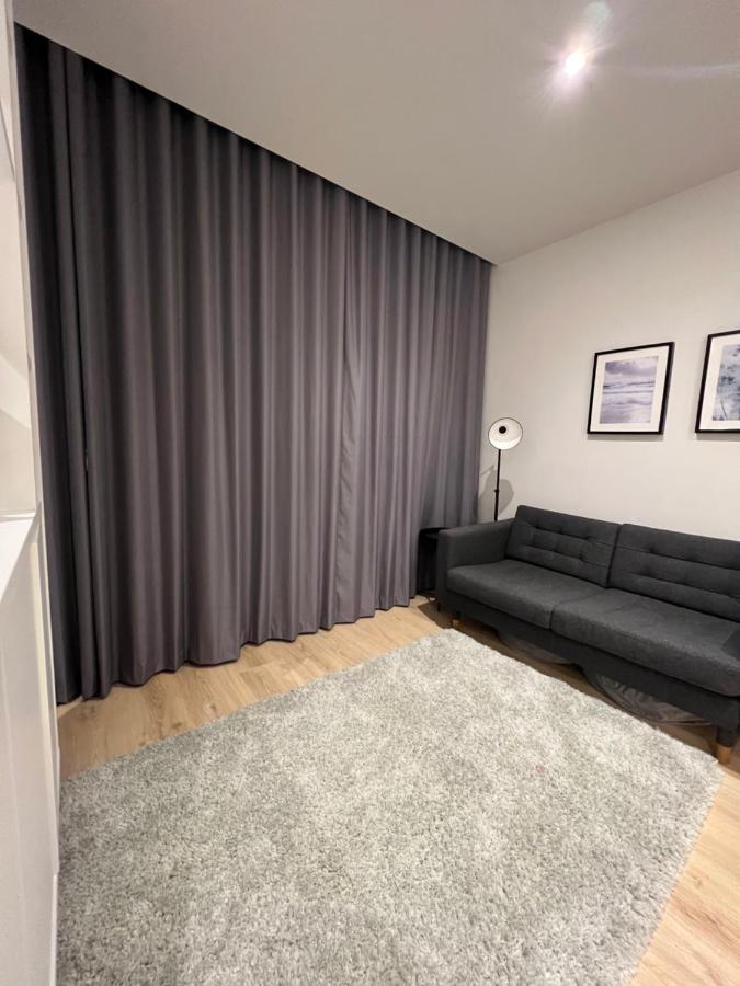 London Luxxe Suites & Apartments - London Heathrow Airport, Terminal 1 2 3 4 5 希思罗 外观 照片
